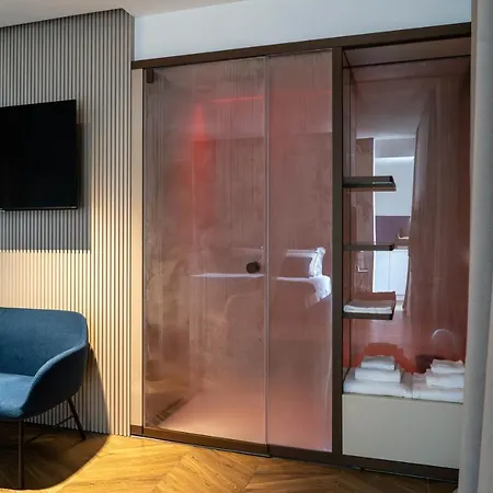 Donna Giacinta Blu Luxury Flat *