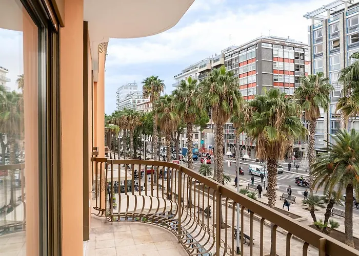 Apartment Donna Giacinta Blu Luxury Flat