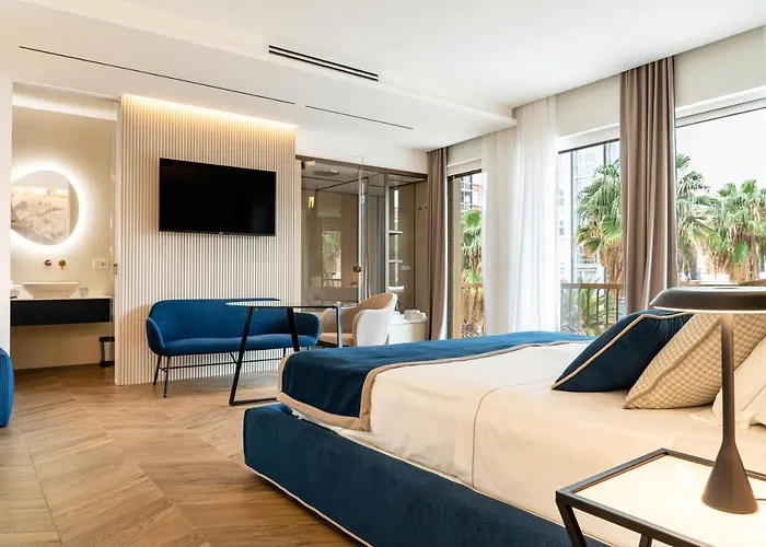 Donna Giacinta Blu Luxury Flat * Bari